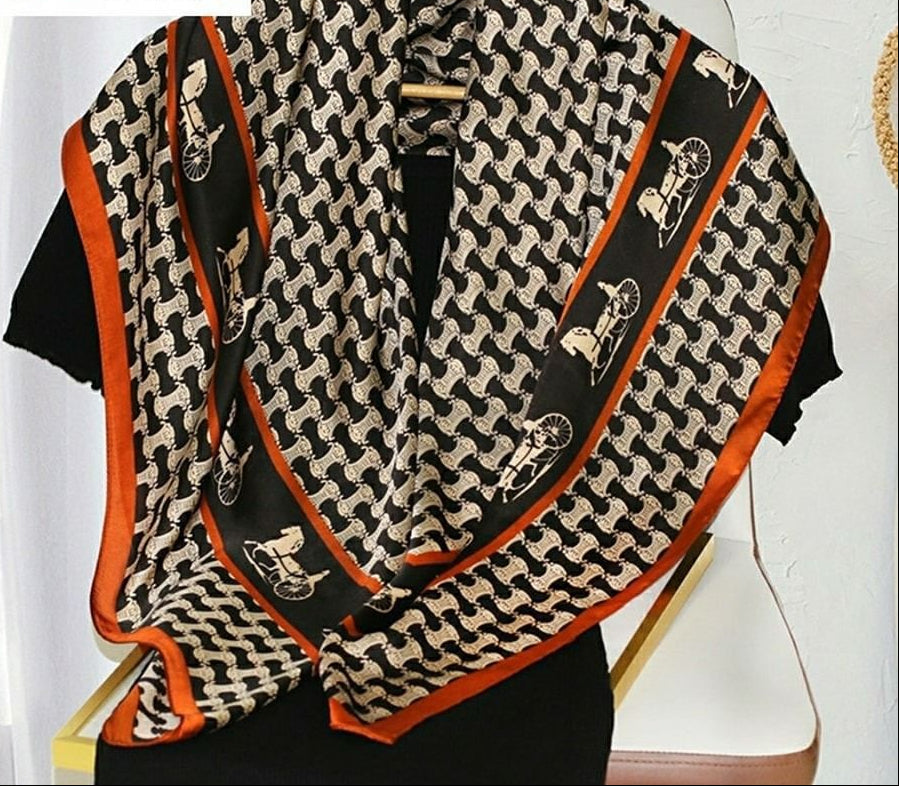 Écharpe Noir & Beige Imprimé – Style et Raffinement