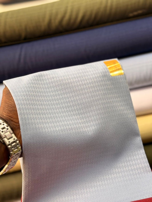 Tissu Homme Gris Clair Micro-Motif -Texturé Régulier