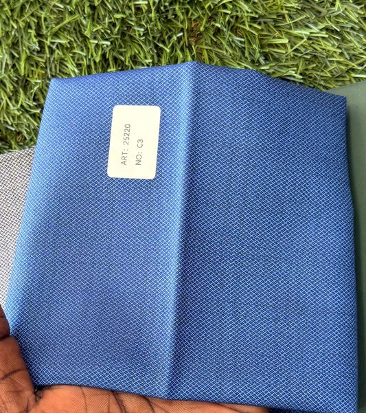 Tissu Oxford Premium Bleu Roi – Tenues Africaines Élégantes