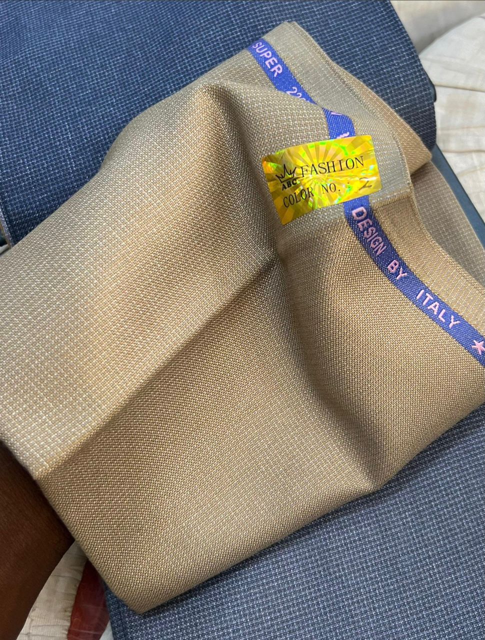 Tissu Homme Beige Texture Maillée