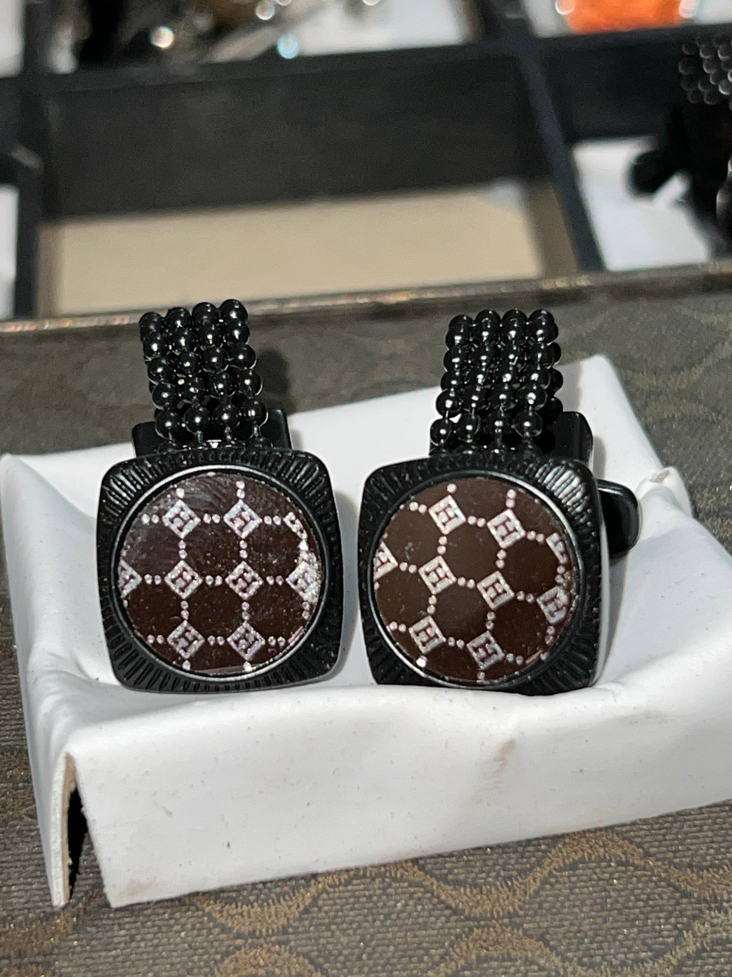 Bouton Manchette Marron-Centré